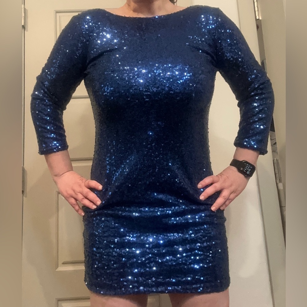 Gianni Bini size medium sequins blue dress